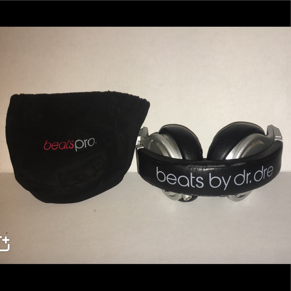 BEATS PRO